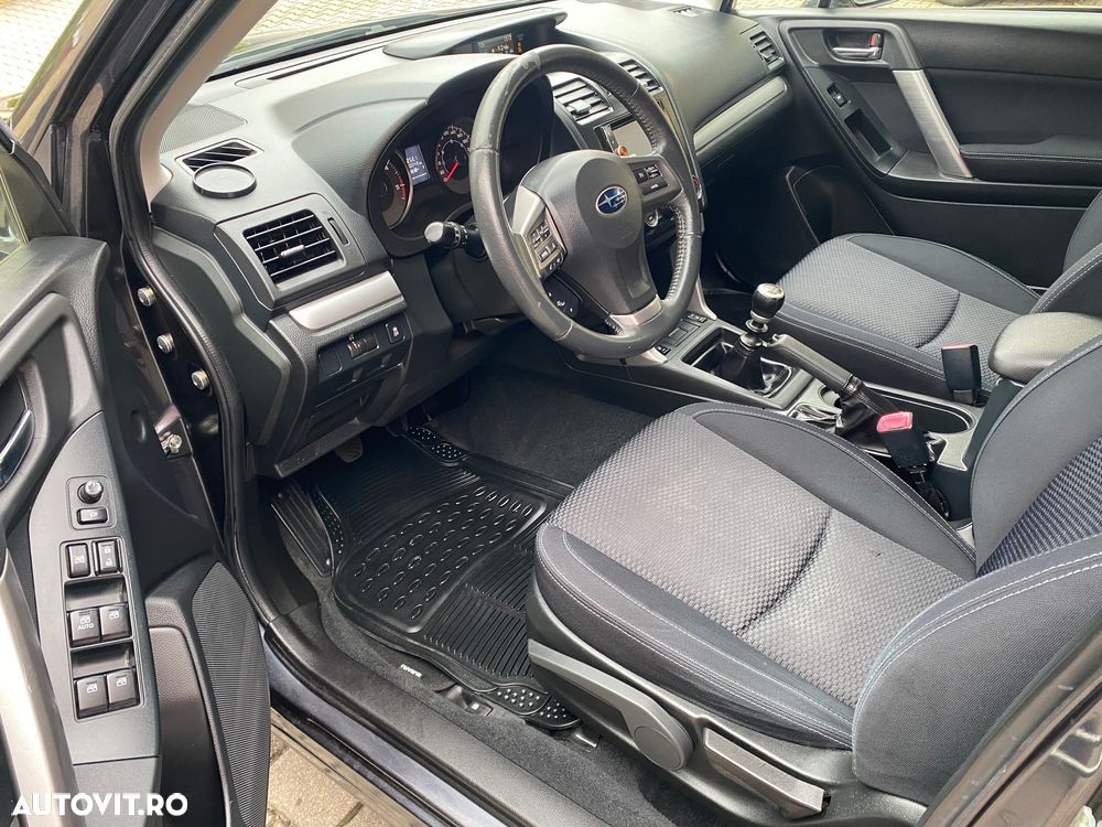 Subaru Forester 2.0D Exclusive - 12
