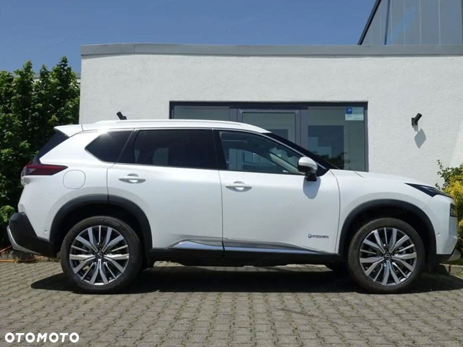 Nissan X-Trail - 4