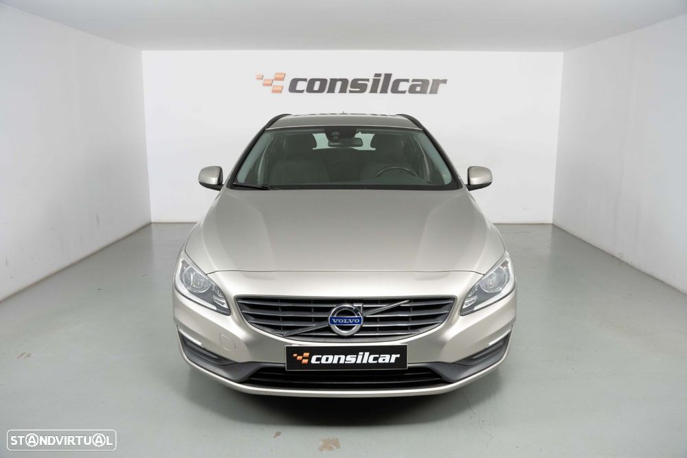 Volvo V60 2.0 D4 Kinetic - 3