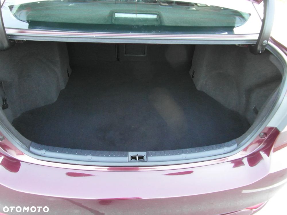 Toyota Avensis 1.8 Edition-S - 7