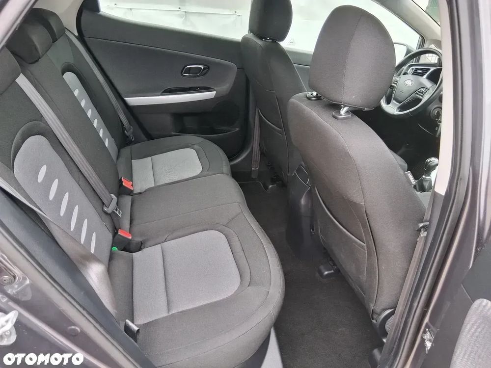 Kia Ceed 1.6 GDI Fifa World Cup Edition - 19