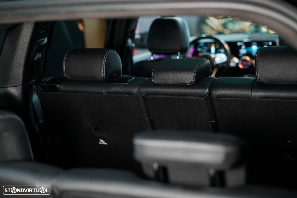 Mercedes-Benz GLB 200 d AMG Line - 17