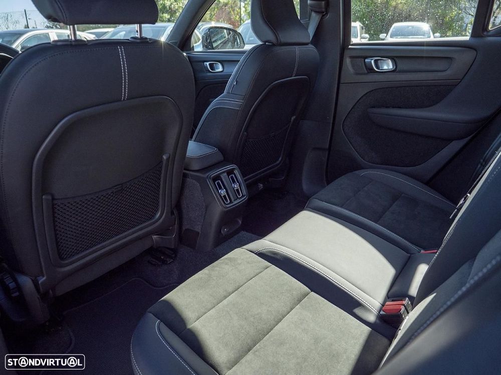 Volvo XC 40 Recharge Pro - 21