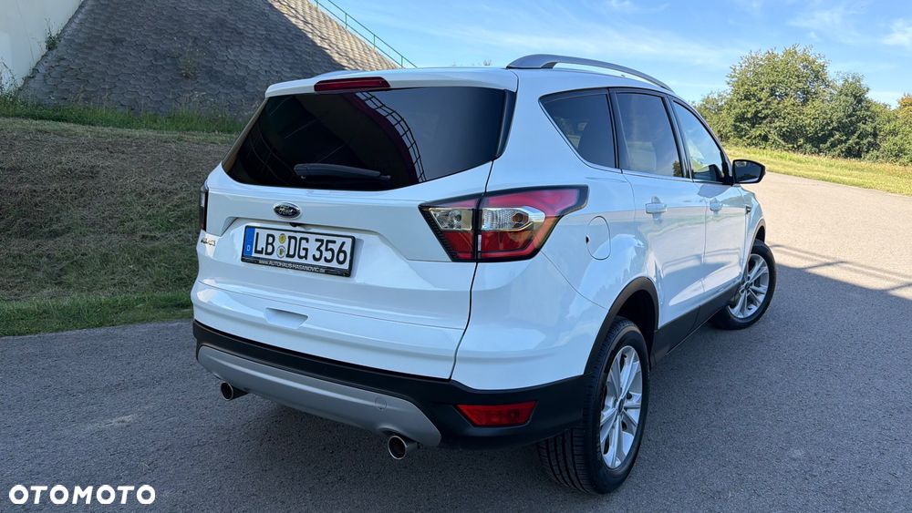 Ford Kuga 2.0 TDCi 2x4 Black & Silver - 2