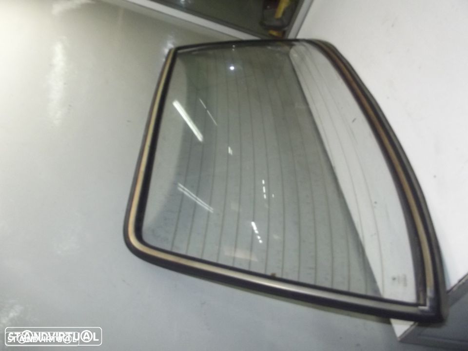 wolseley ,riley ou austin vidro oculo traseiro - 2