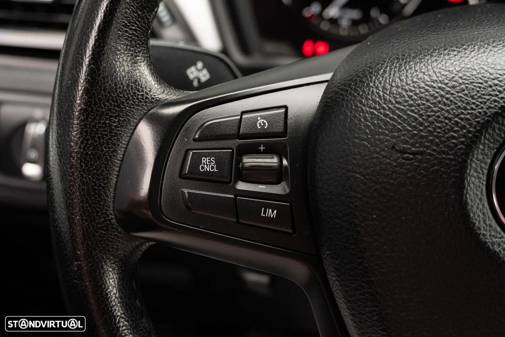 BMW X1 16 d sDrive Advantage - 38