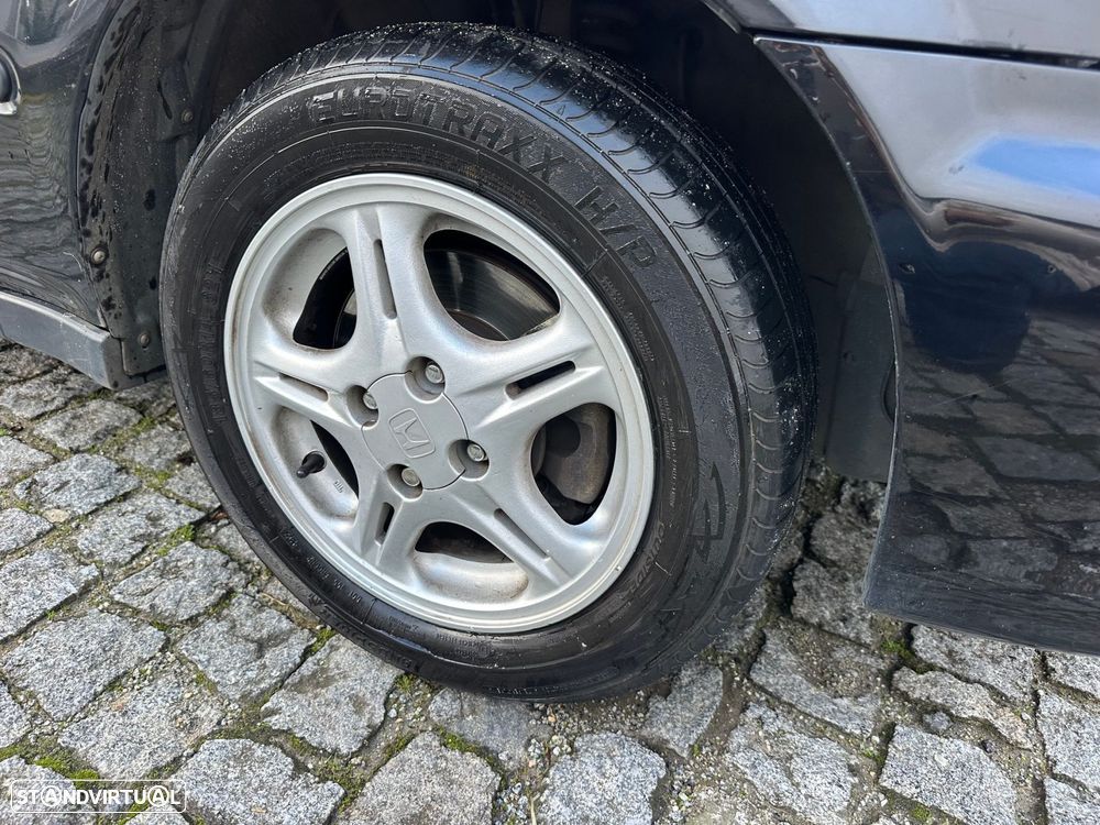 Honda Civic 1.4i S - 12