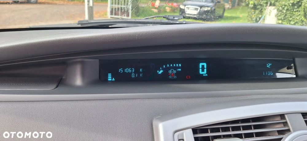 Renault Grand Scenic - 10