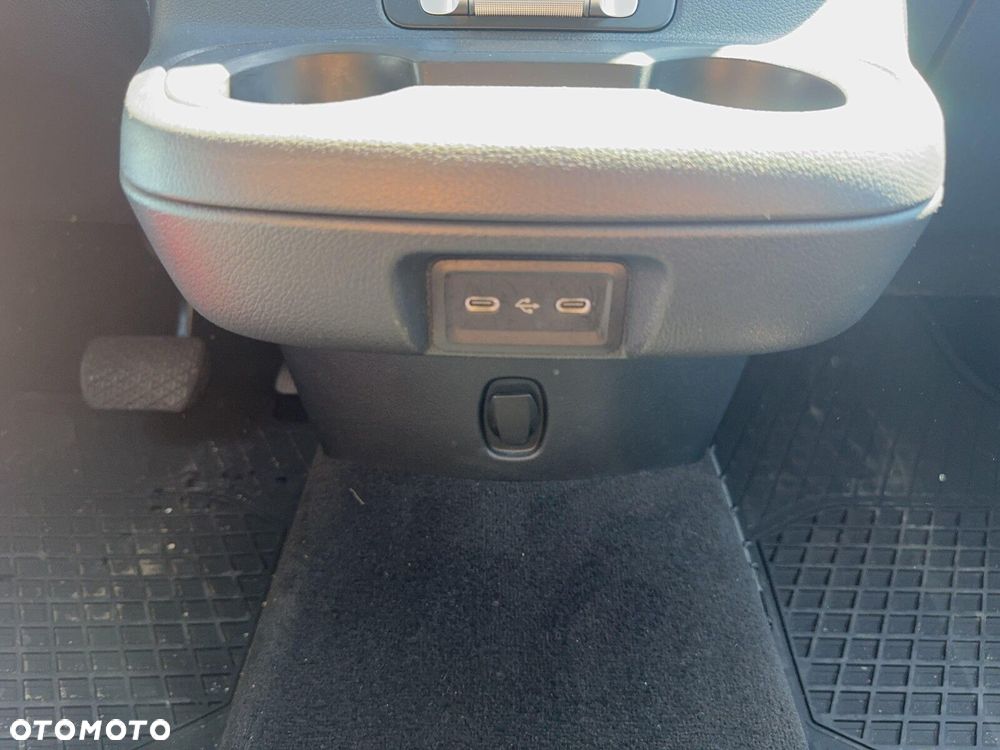 Mercedes-Benz Vito - 18