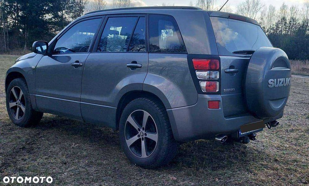 Suzuki Grand Vitara 2.0 - 3