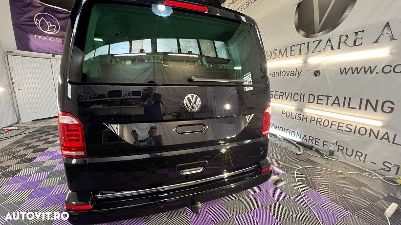 Volkswagen Multivan - 12