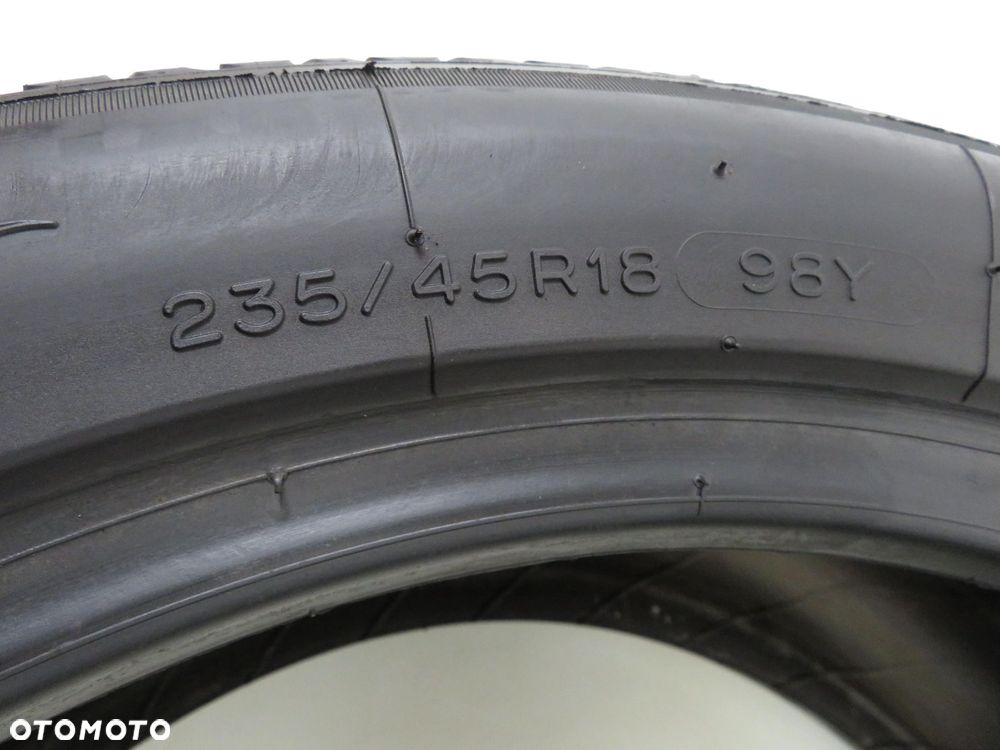235/45R18 OPONA LETNIA BFGoodrich g-Grip 98Y XL - 2