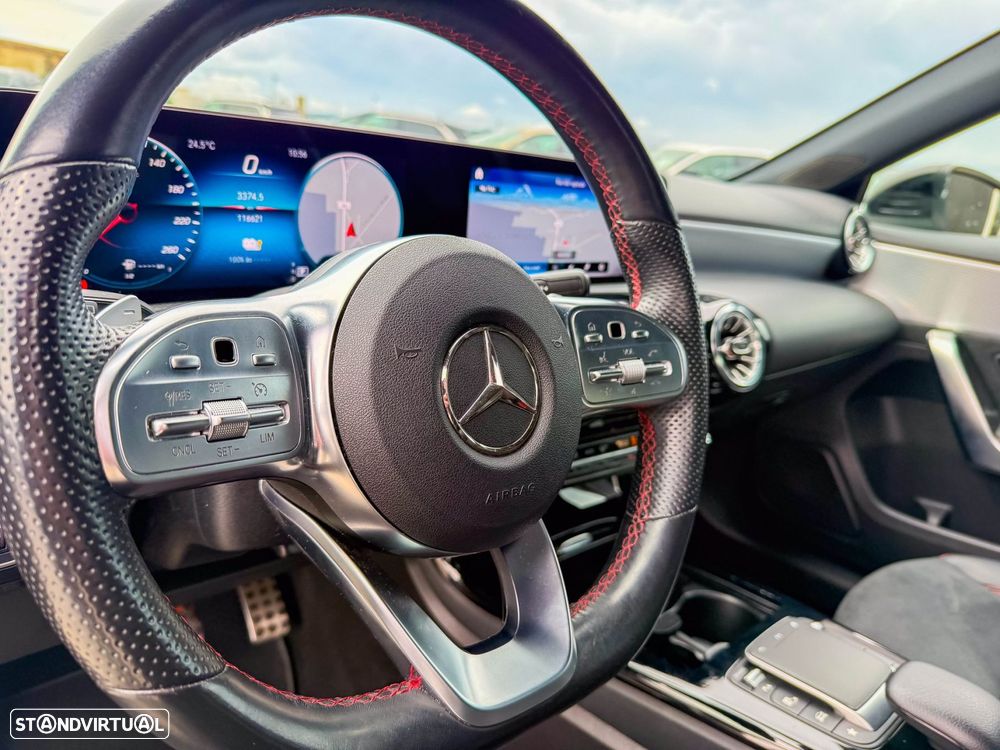 Mercedes-Benz A 250 e AMG Line - 16