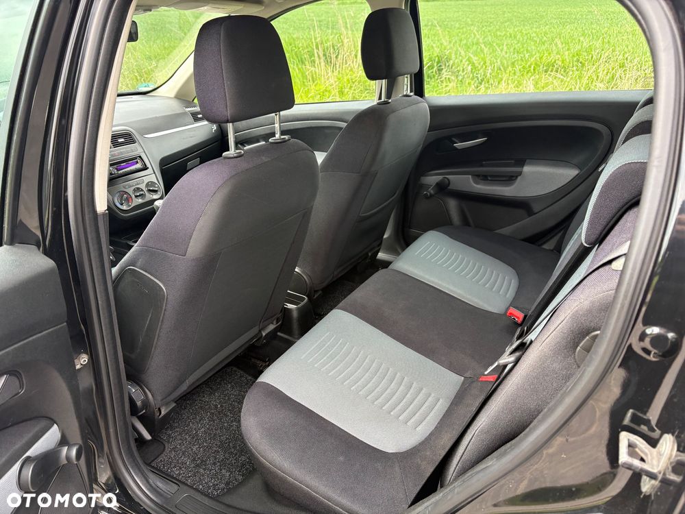 Fiat Grande Punto - 13