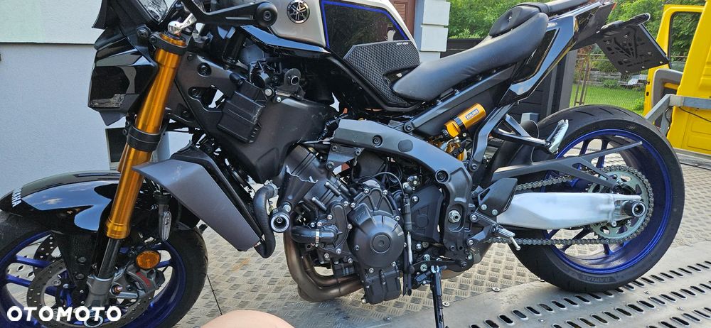 Yamaha MT - 2