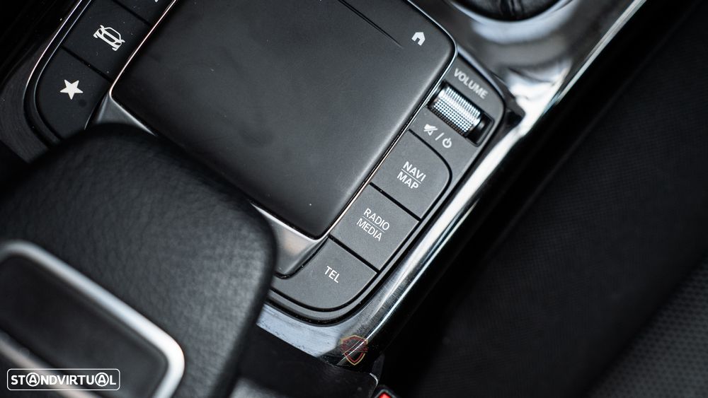 Mercedes-Benz CLA 180 d Shooting Brake Business Solutions - 35