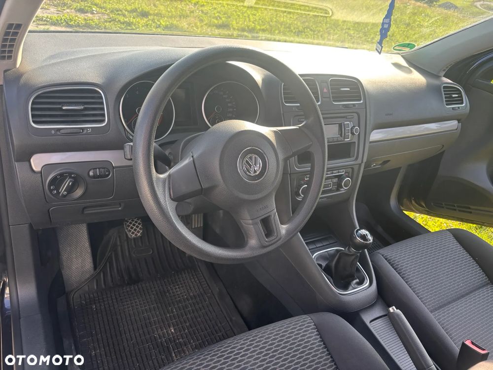 Volkswagen Golf - 9