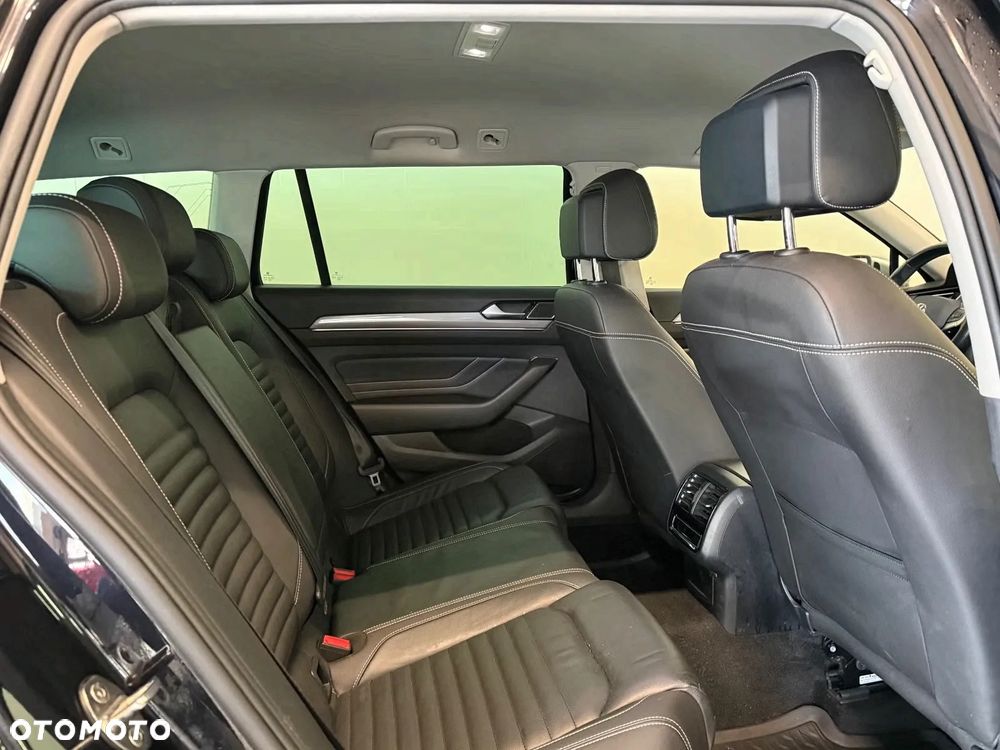 Volkswagen Passat Alltrack - 6