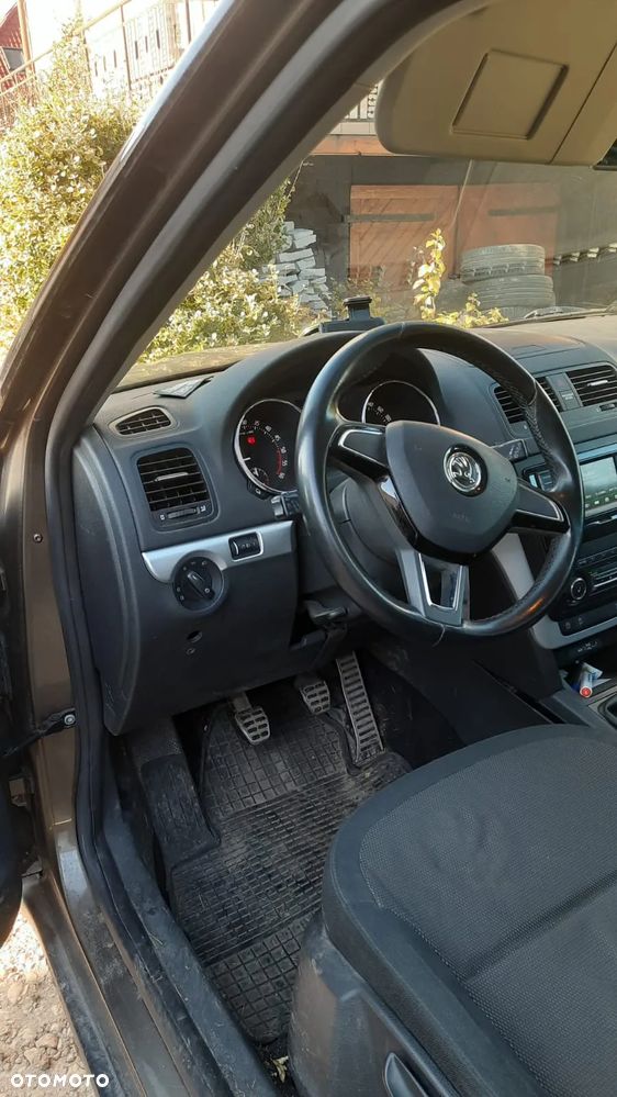 Skoda Yeti Tour Out 2.0 TDI SCR 4x4 - 4