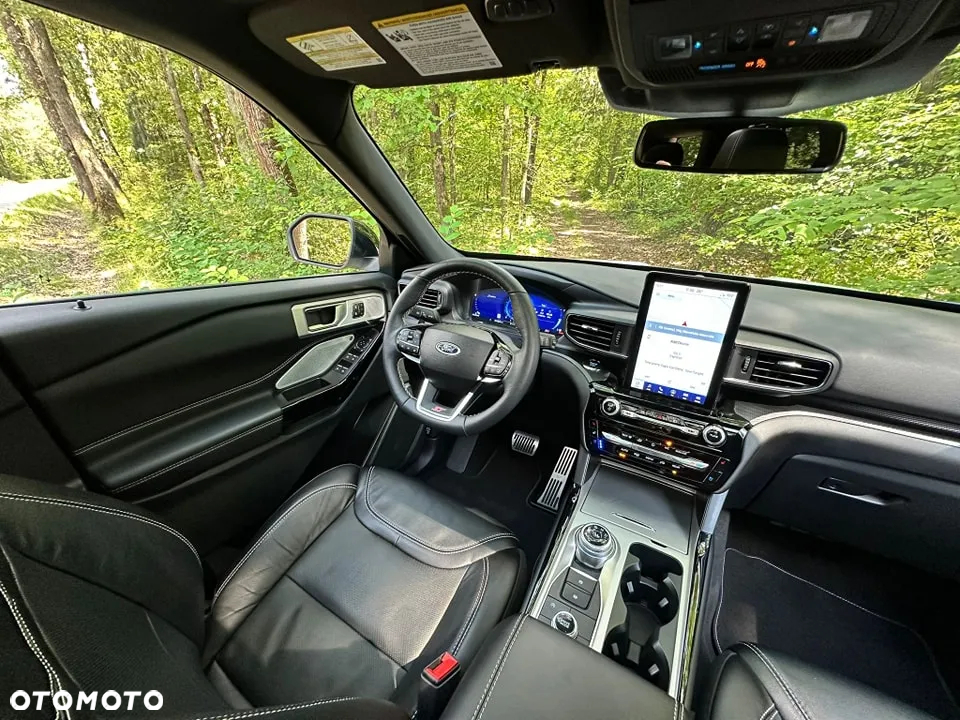 Ford Explorer EcoBoost Plug-in Hybrid ST-LINE - 25
