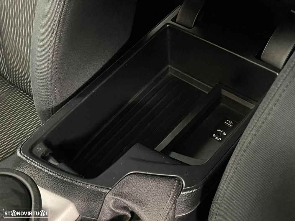 BMW 116 d EfficientDynamics - 24