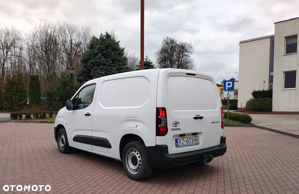 Toyota Proace - 12