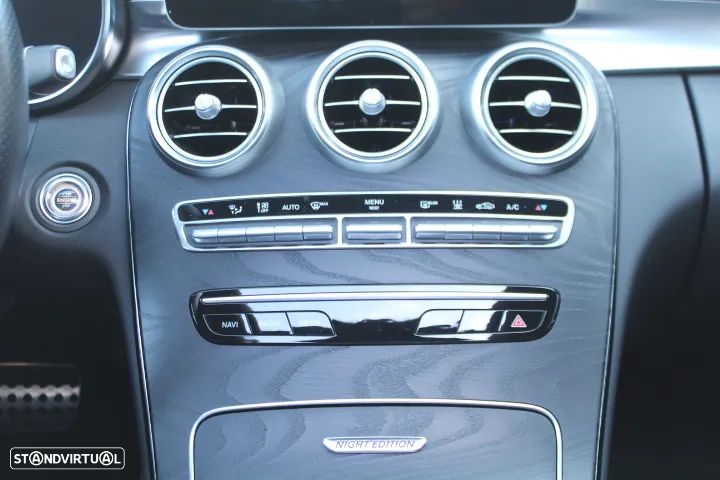 Mercedes-Benz C 300 de AMG Line - 25