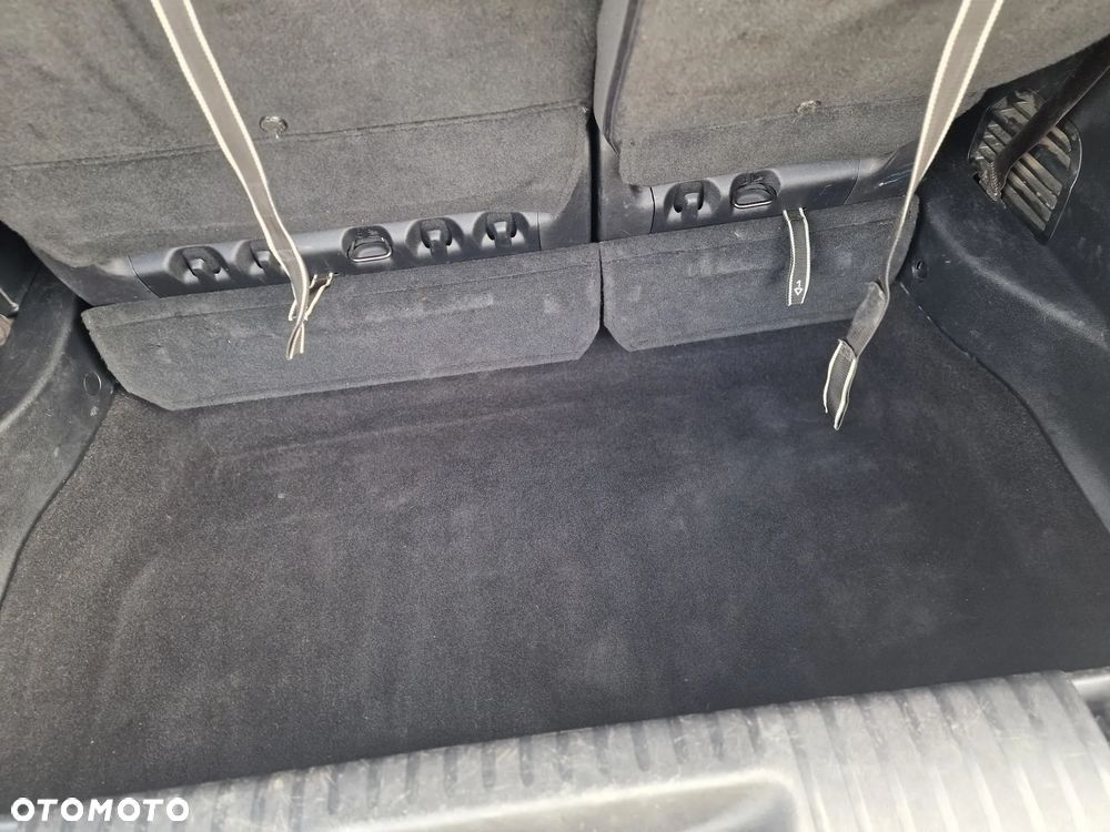 Chrysler Pacifica - 15