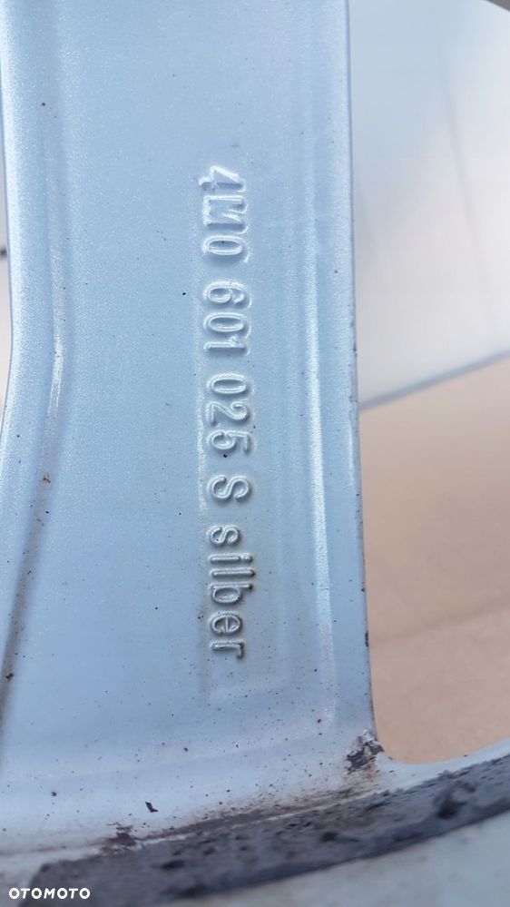 FELGA AUDI Q7 SQ7 RSQ7 4M 9.5Jx21 ET31 - 15