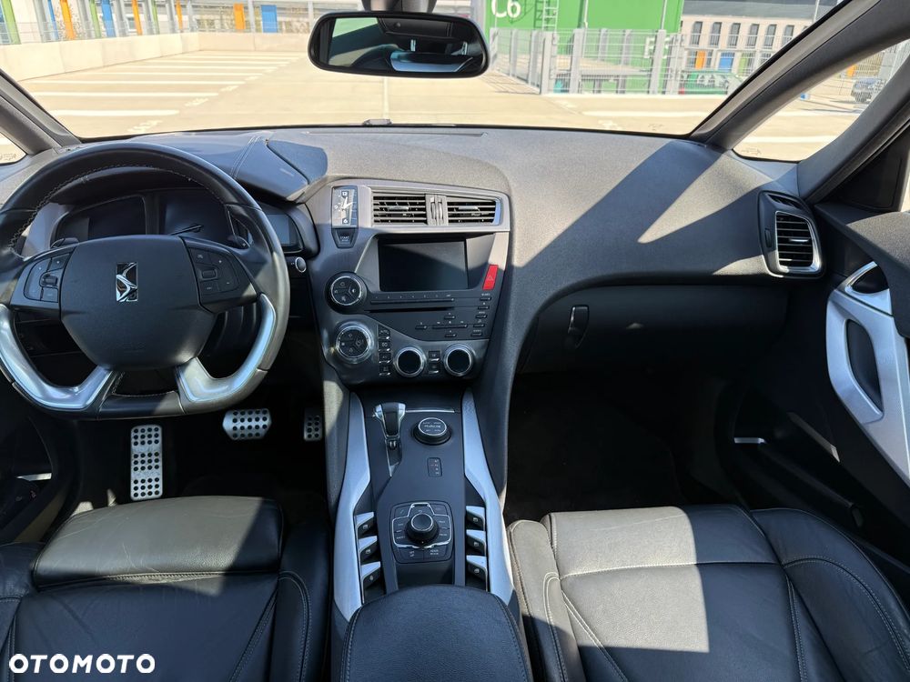 Citroën DS5 Hybrid4 EGS6 SportChic - 38