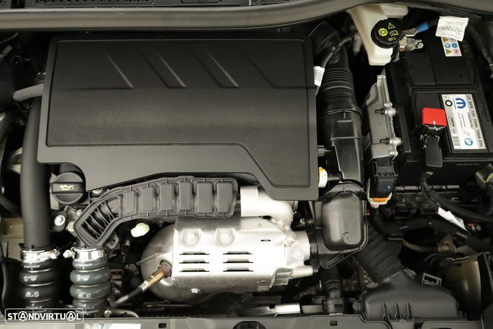 Peugeot 2008 1.2 PureTech Allure - 24