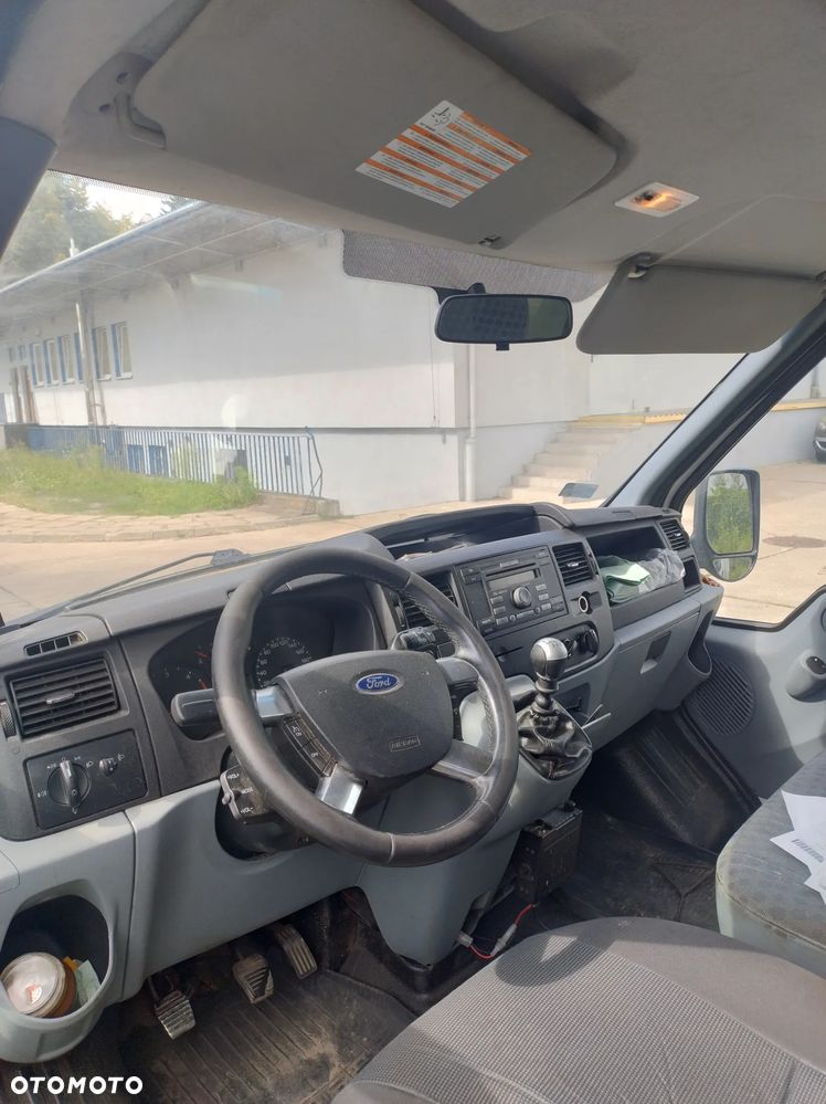 Ford Transit - 5
