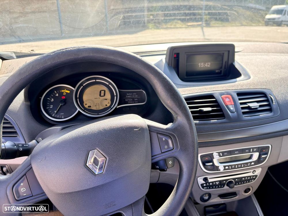 Renault Mégane Sport Tourer 1.5 dCi Dynamique S - 10