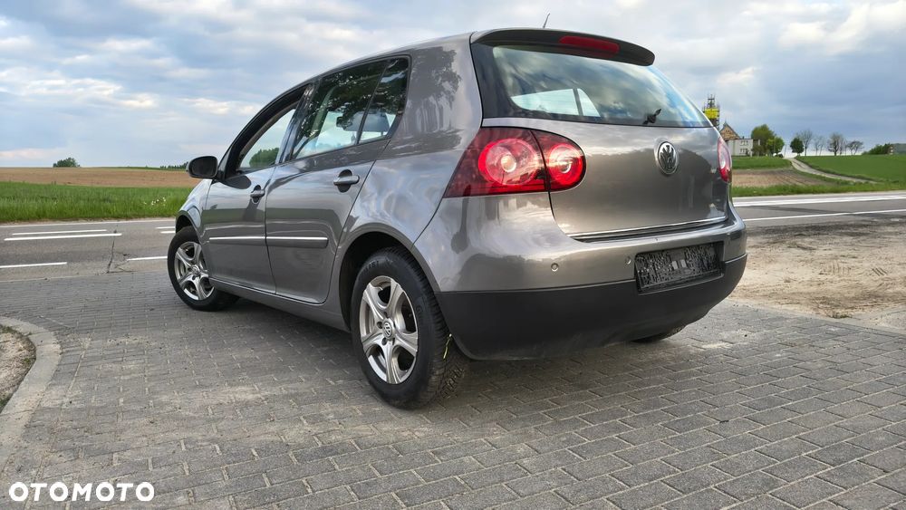 Volkswagen Golf 1.6 United - 9