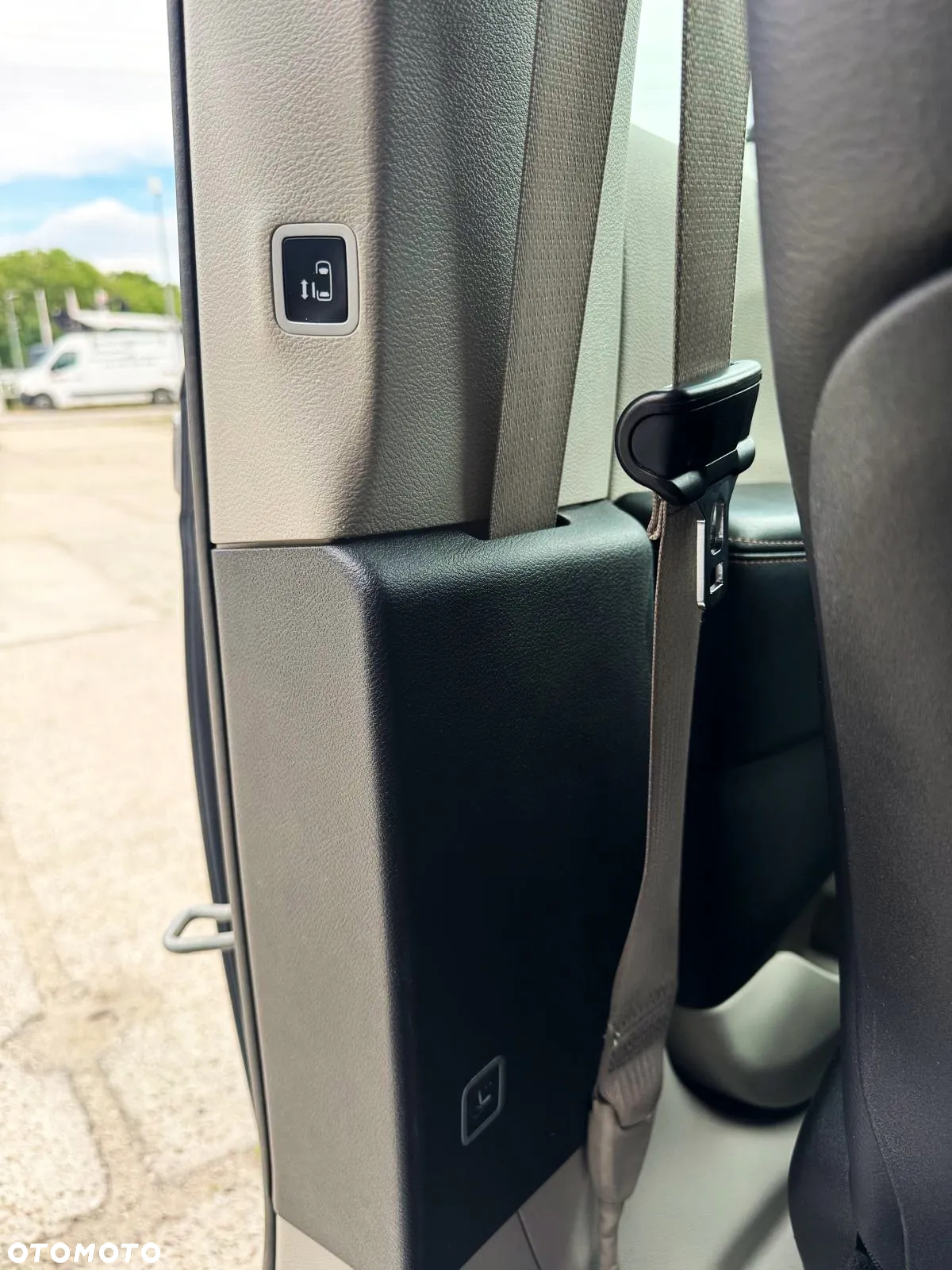 Chrysler Pacifica - 15
