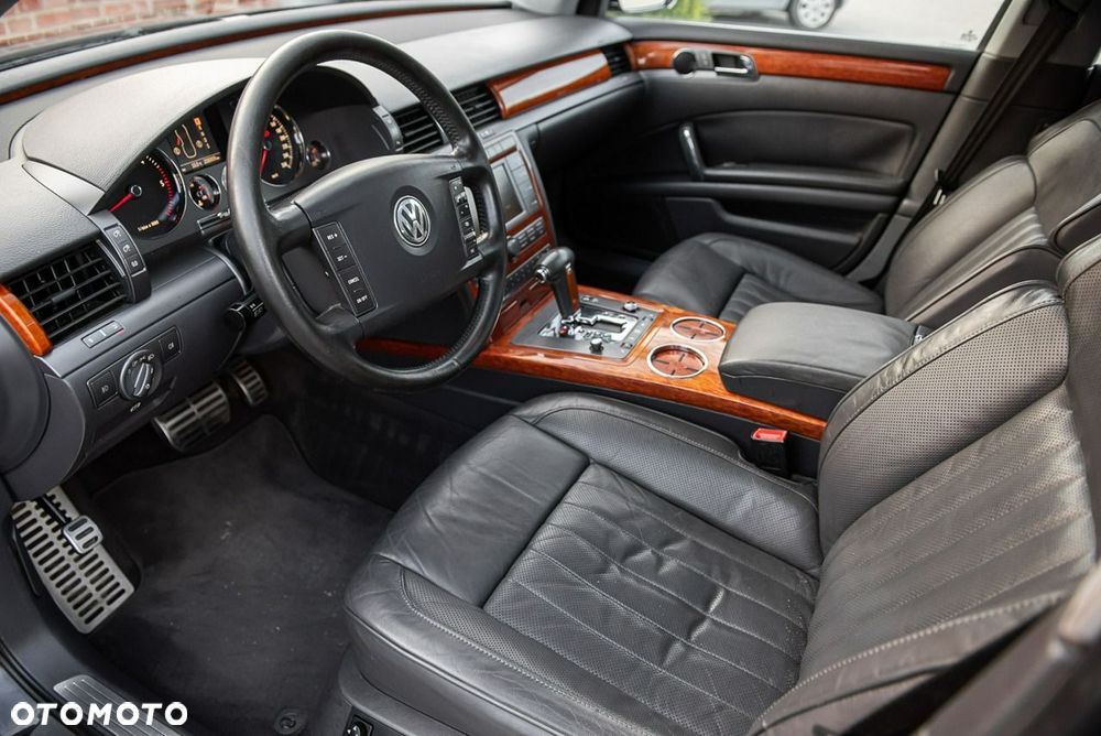 Volkswagen Phaeton - 6