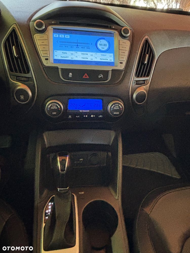 Hyundai Tucson 2.0 CRDi 2WD Automatik GLS - 27