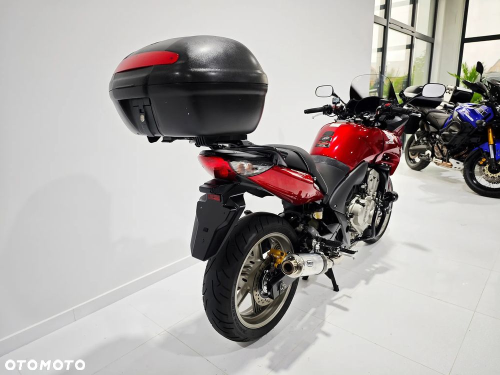 Honda CBF - 12