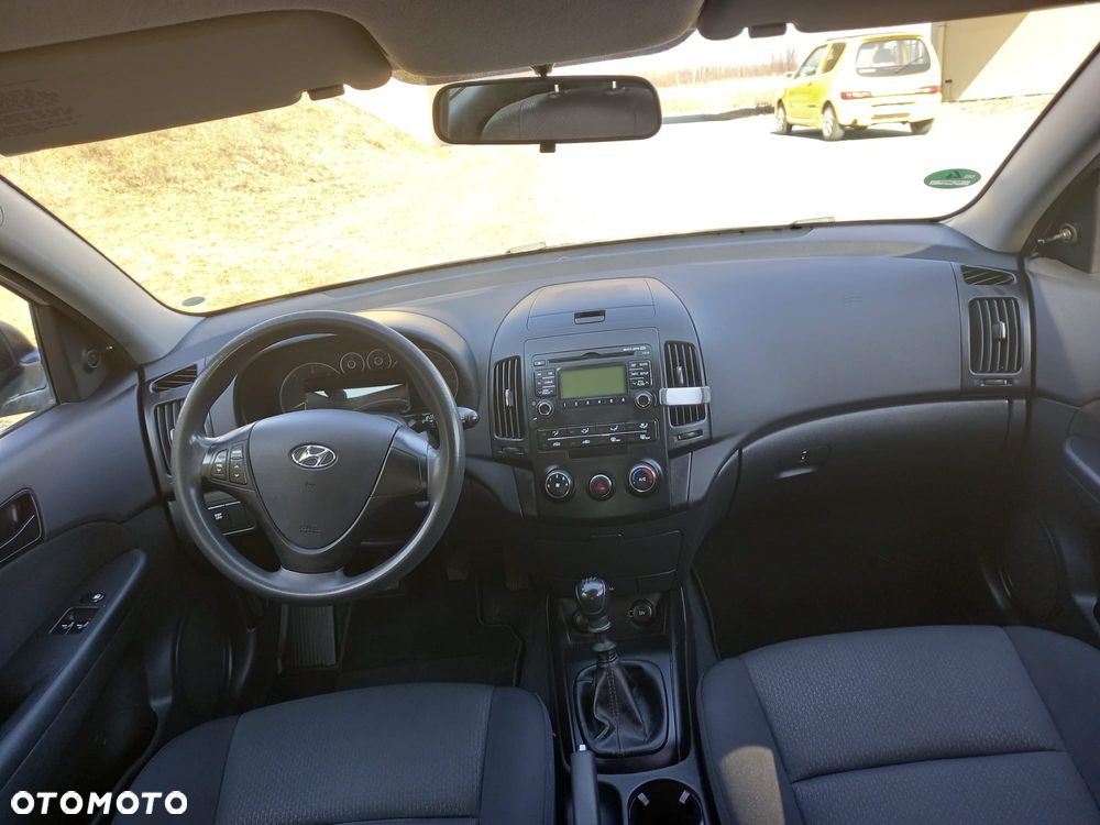 Hyundai i30 1.6 CRDi Comfort - 17