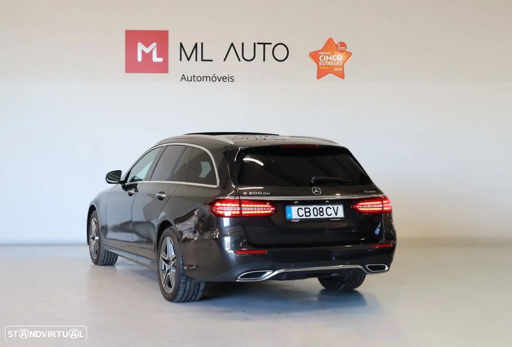 Mercedes-Benz E 300 de AMG Line 4Matic - 4