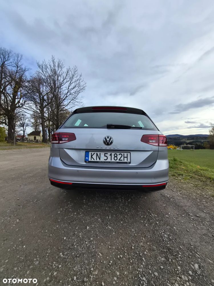 Volkswagen Passat 2.0 TDI Business DSG - 6