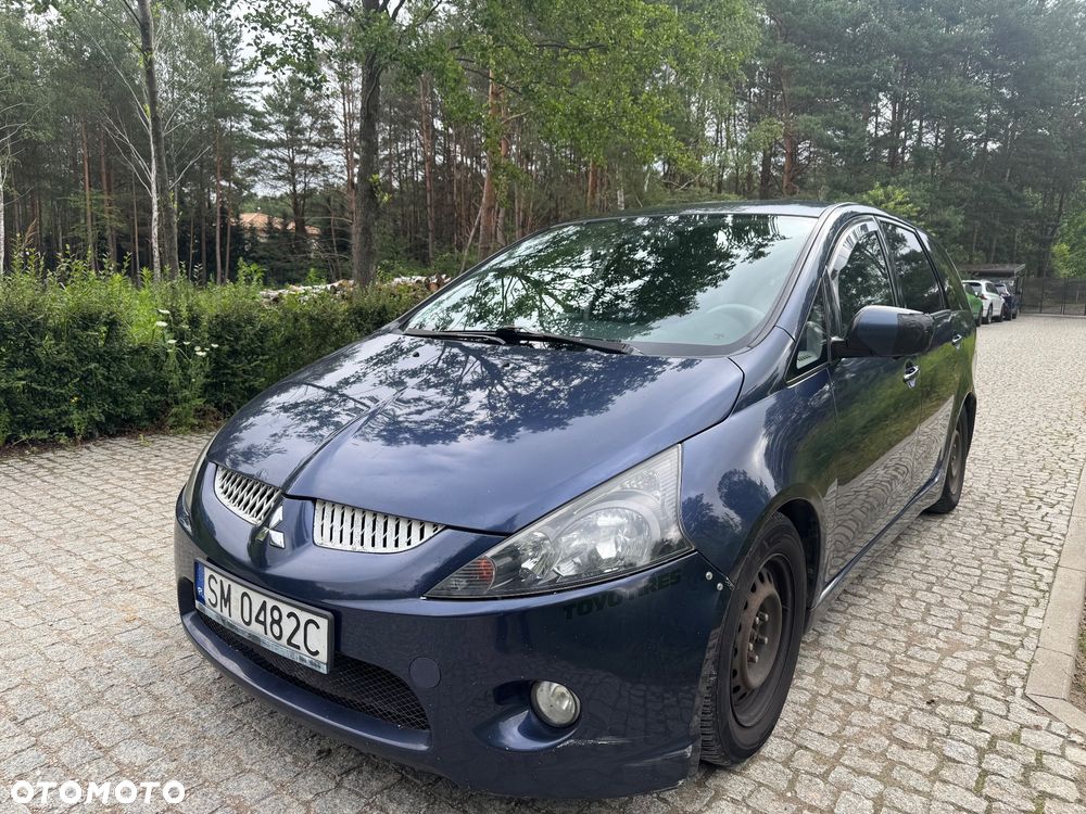 Mitsubishi Grandis 2.4 Intense - 2