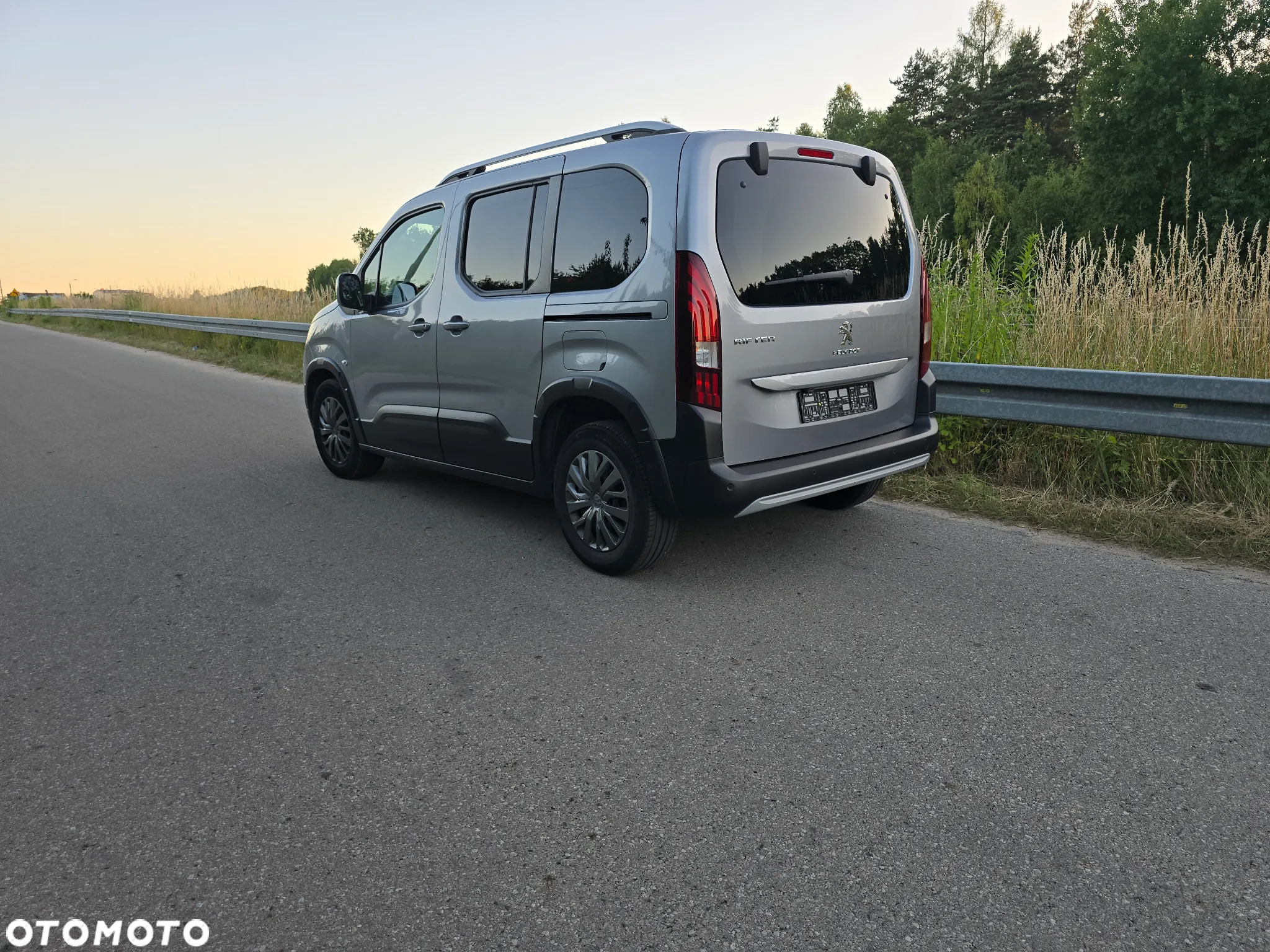Peugeot Rifter BlueHDI 100 L1 Allure - 34