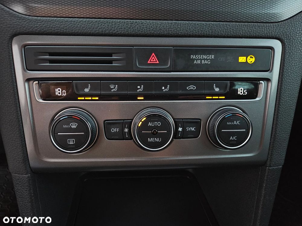 Volkswagen Golf Sportsvan 2.0 TDI BlueMotion Technology Lounge - 14
