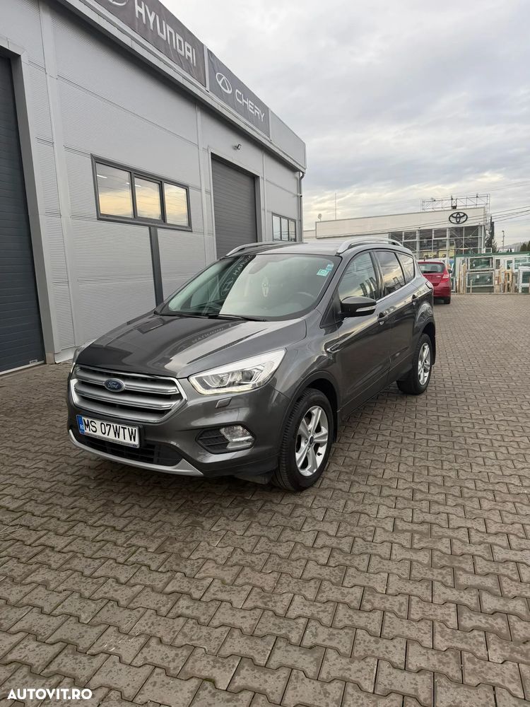 Ford Kuga - 17