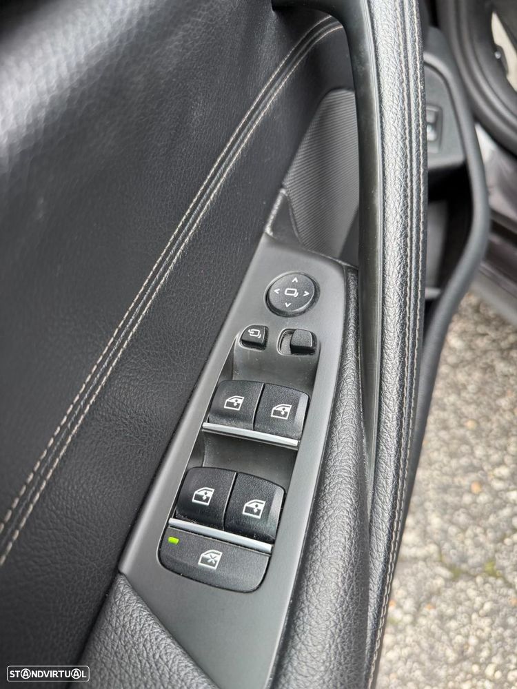 BMW 520 d Pack Desportivo M Auto - 18