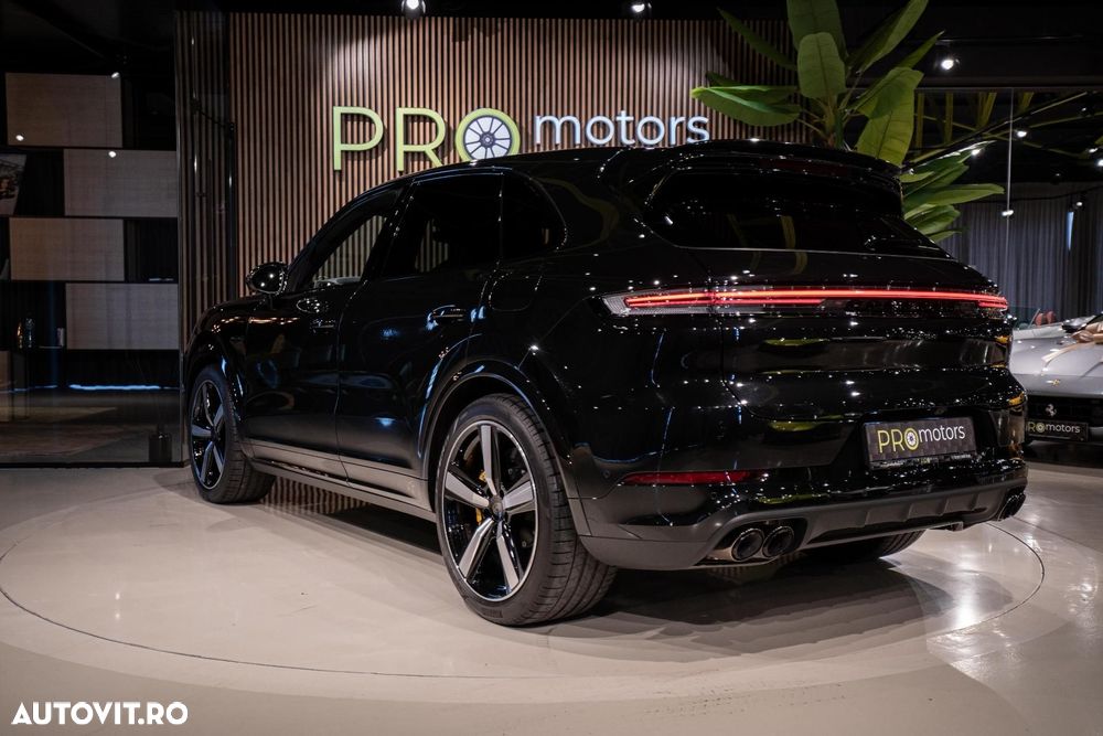 Porsche Cayenne Turbo E-Hybrid - 7