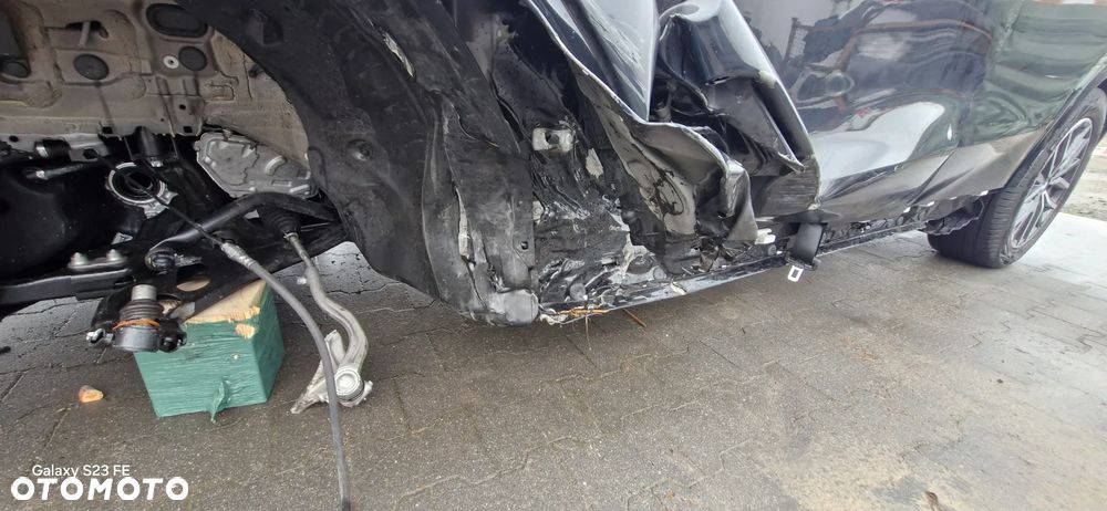 BMW iX1 eDrive20 66.5kWh M Sport - 32