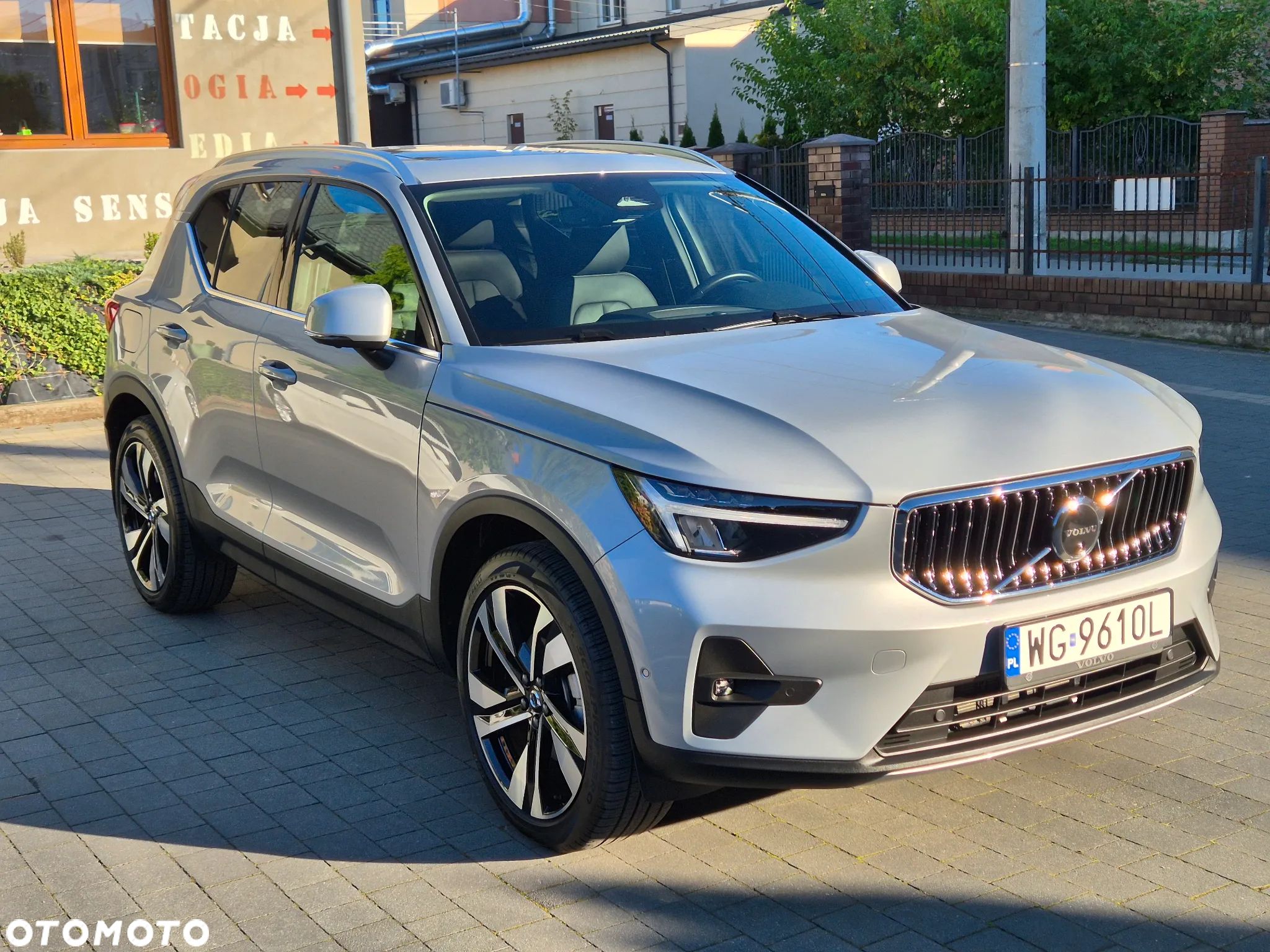 Volvo XC 40 - 1