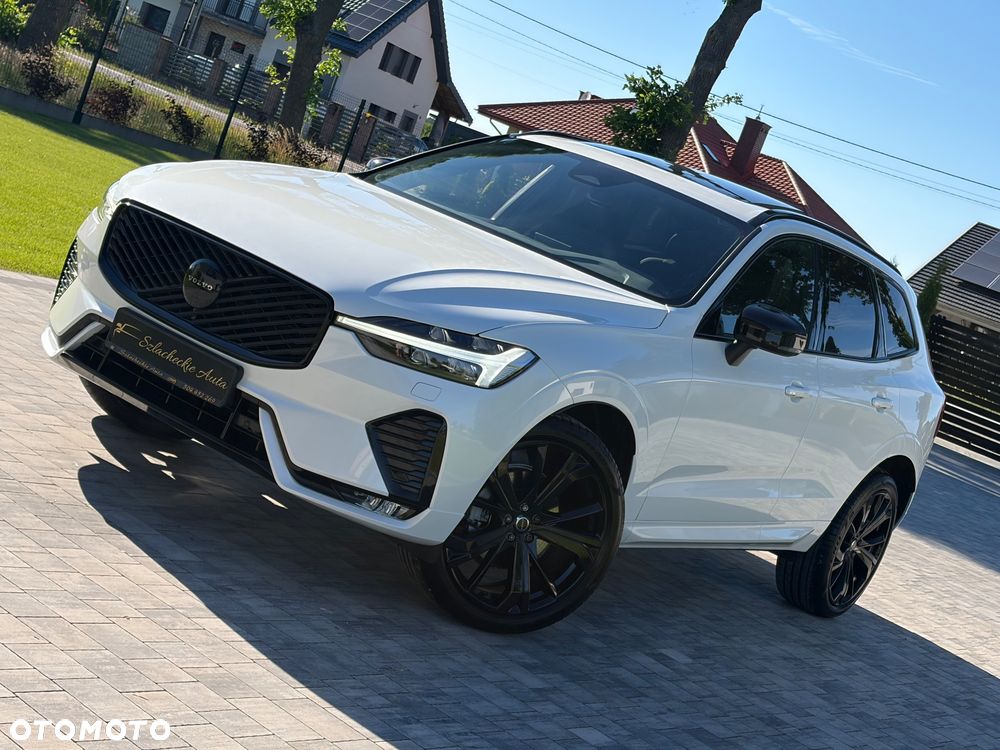 Volvo XC 60 B5 B AWD Ultra Black Edition - 24